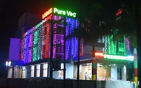 Hotel President Palace, Akkalkot